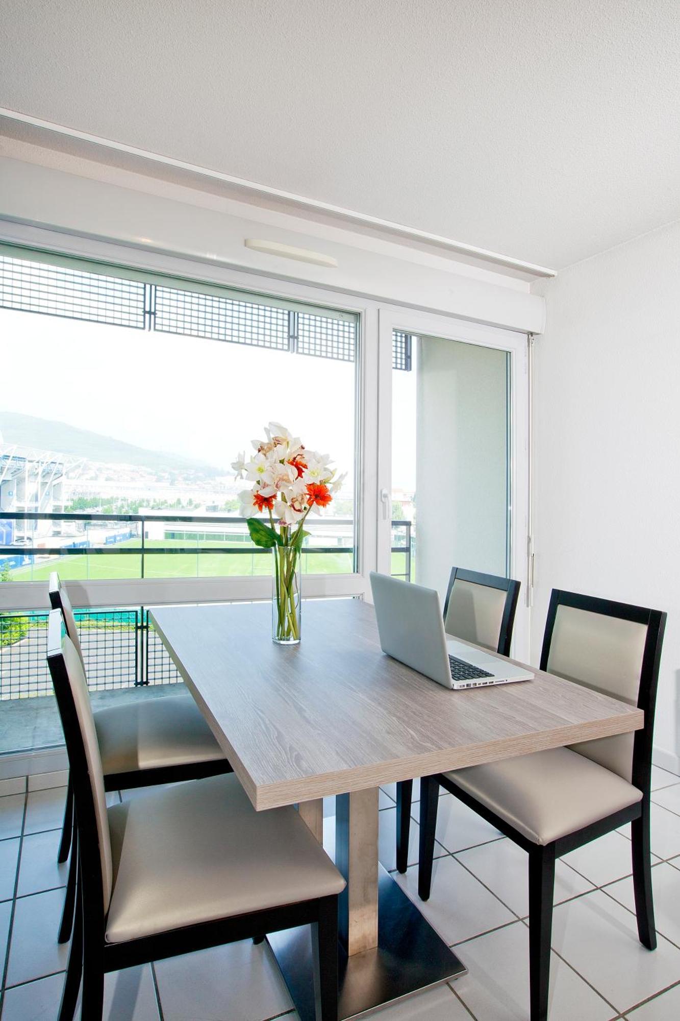 Sejours & Affaires Clermont Ferrand Park Republique Aparthotel Eksteriør bilde